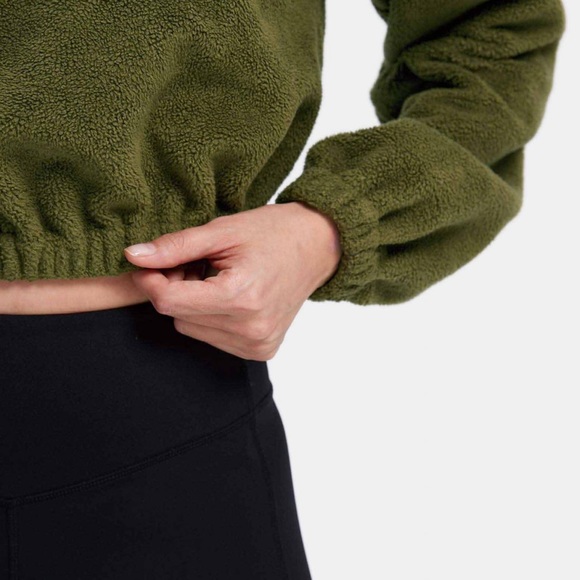 LIT Endorphin Sherpa Pullover in Olive - Picture 4 of 5